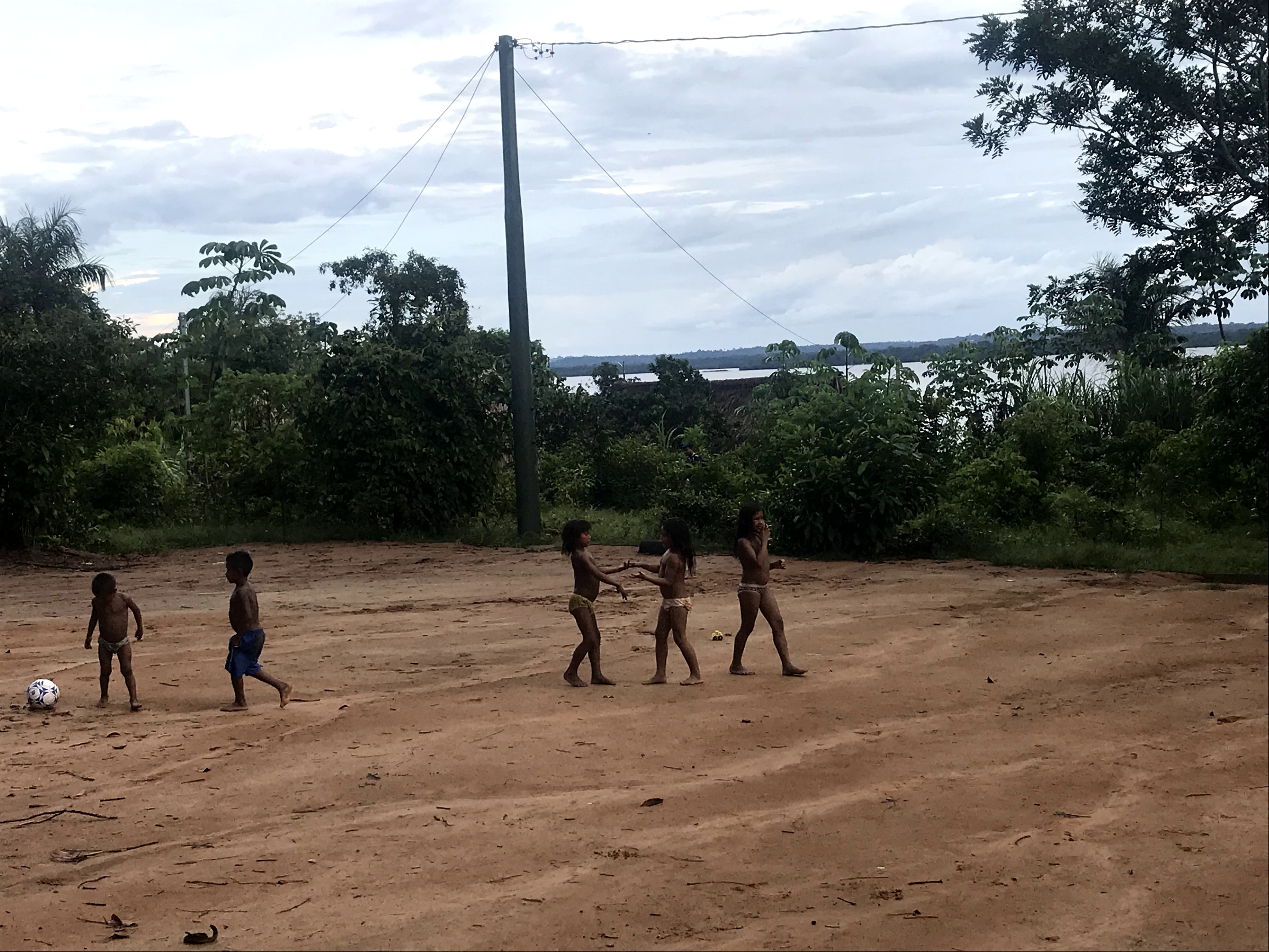 Sobreviviendo 4 días en el Amazonas