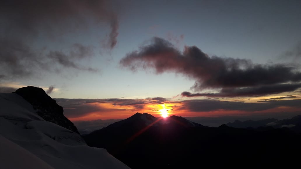 Cumbre a 6088m en Huayna Potosi!